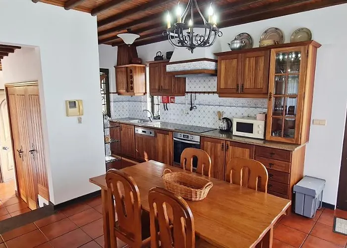 Semesterbostad Descanso Do Guerreiro